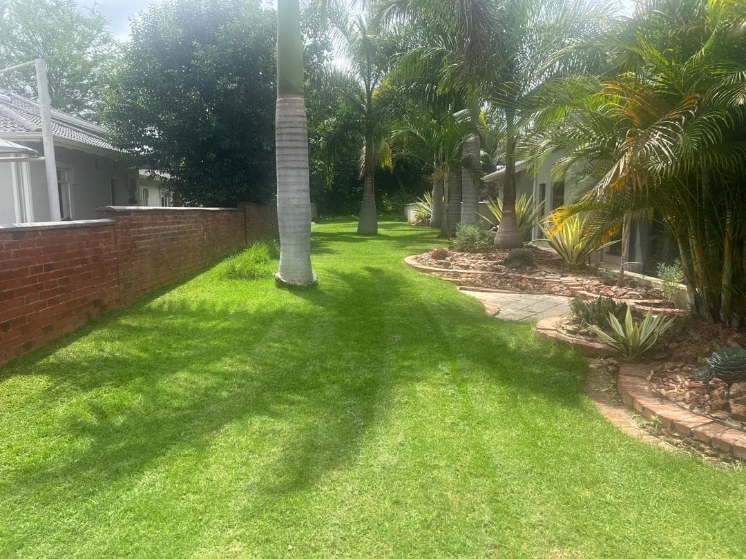 Spacious 5-Bedroom Family Home In Secure Location 2